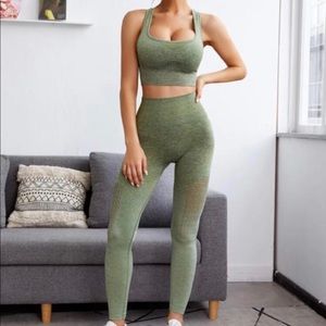 Set of two gym leggings and top
